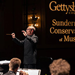 Sunderman Prof. Russell McCutcheon awarded American Prize in Conducting