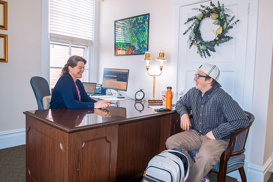 Andrea Neilson meets with Max Stone &rsquo;28 for a Guided Pathways advising session.